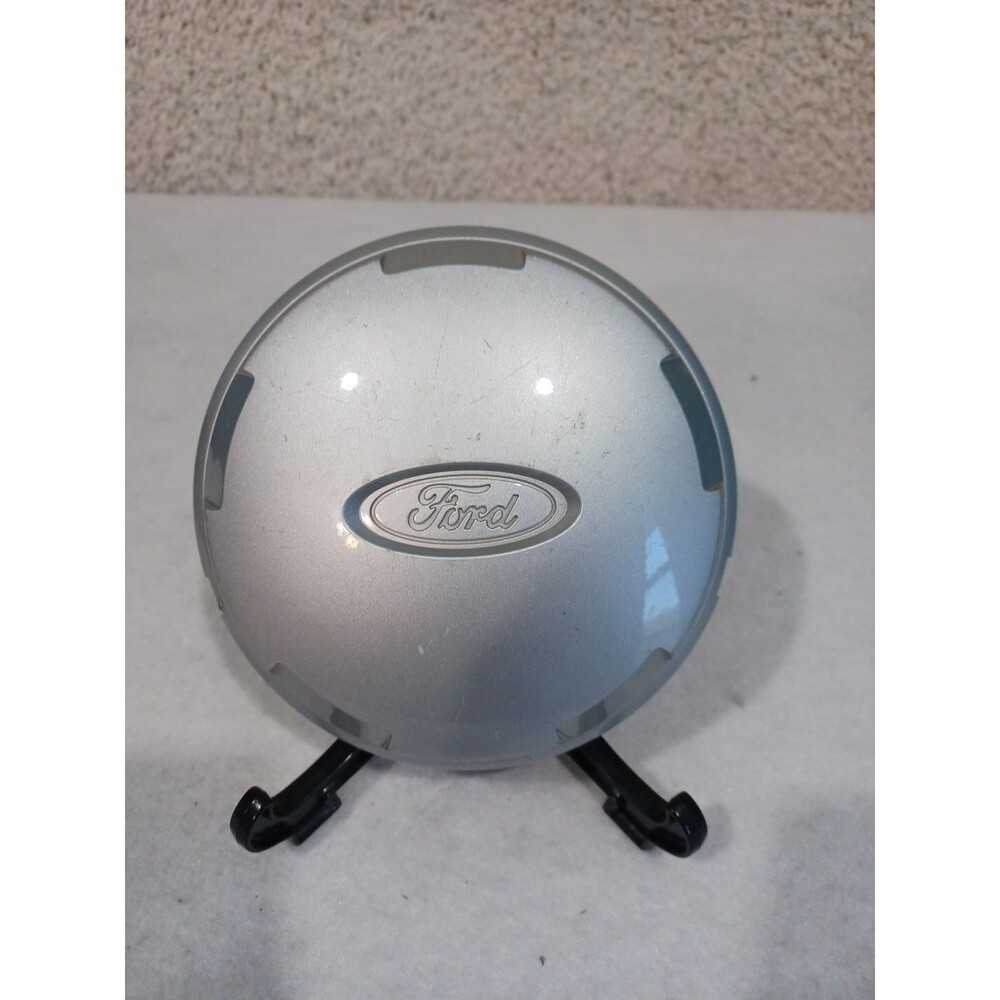 Genuine Ford Escape Center Cap 2001 2002 2003 2004 2005 2006 2007 Rim Hub Cap OE